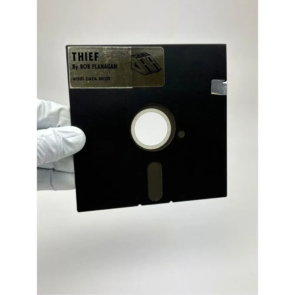 1981 Thief Software by Datamost for Apple II and Apple II Plus EY2442